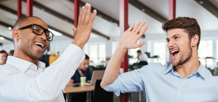 ¿Existe la amistad entre jefe y colaborador?